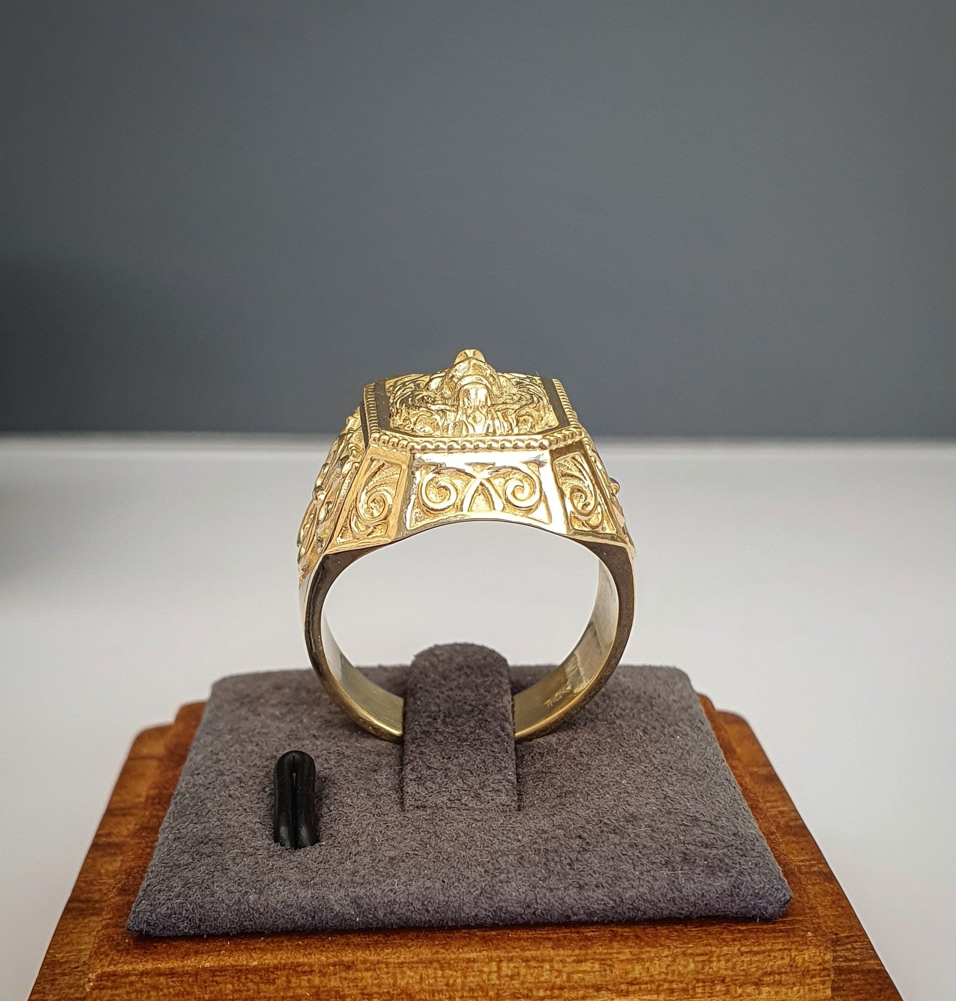 Dapper Ring Gold 14K or 18K Men Lion Head Ring Zodiac Gift Rings