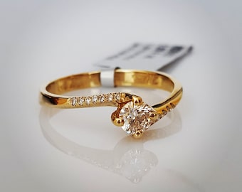 Round Cut Diamond Engagement Ring, Free Shipping