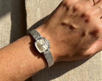 Vintage 18K Weißgold Movado Diamant Uhr: Retro-Deco-Armband