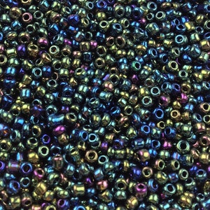 Seed Beads 11/0 Green Iris 10 grams - #99-107-10 diy beads
