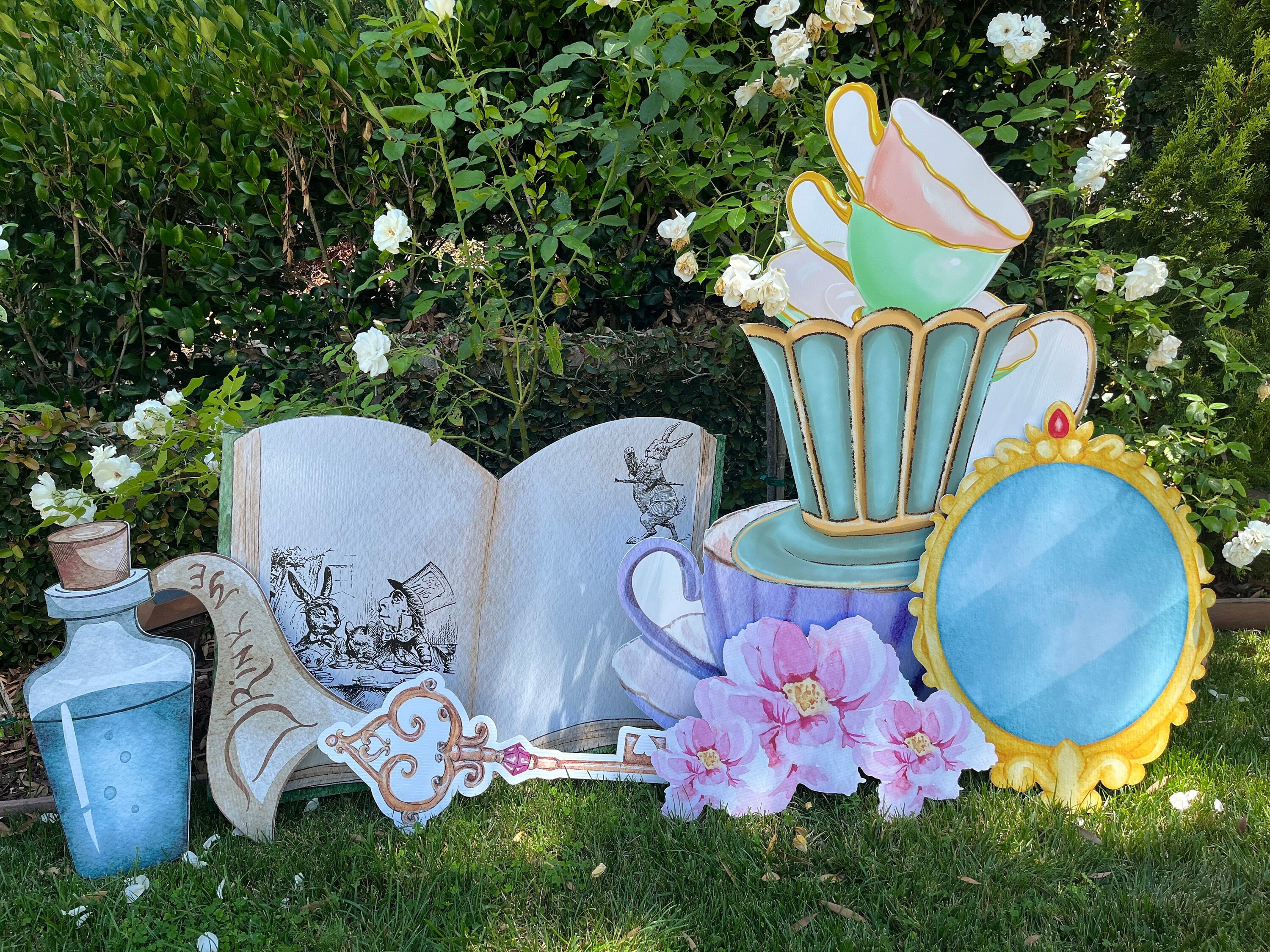 Alice in Wonderland Large Party Props, Wedding Party Decoration
