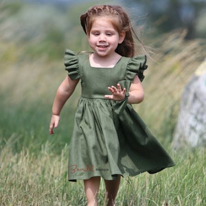 Robe de demoiselle d'honneur vert avocat, mariage bohème à manches flottantes sauge, décolleté carré, robe de communion charme rustique, ourlet à volants style vintage image 3