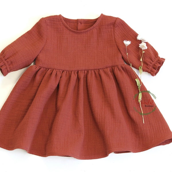 Robe bébé fille en mousseline terracotta, manches 3/4, double gaze bio respirante douce et respirante, longueur genou, robe de mariée bohème Flower Girl Beach