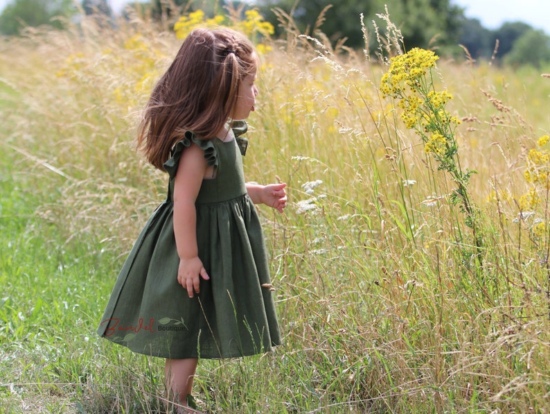 Robe de demoiselle d'honneur vert avocat, mariage bohème à manches flottantes sauge, décolleté carré, robe de communion charme rustique, ourlet à volants style vintage image 5