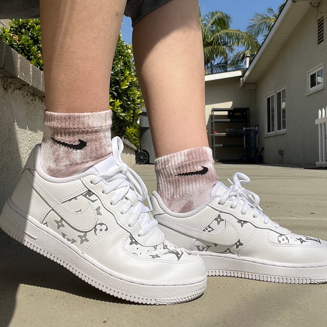 nike mid cut ankle socks