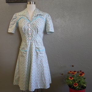 1940s Day Dress Styles, House Dresses     Retro Floral Dress with Pockets - A-line vintage rockabilly shirt dress casual 1940s 1950s piping summer dress spring dress WWII  AT vintagedancer.com