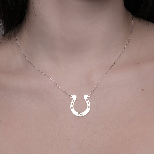 Tiny Lucky Horseshoe Pendant Necklace, Sterling Silver Horseshoe Necklace, Personalized Horseshoe Necklace, Horse Lover Jewelry, 0.6inchwide