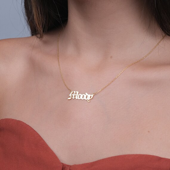 Mini store nameplate choker