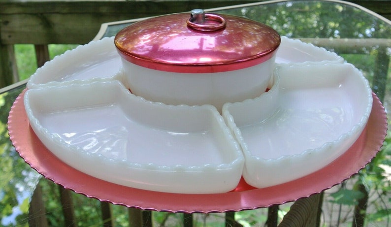 Vintage Deluxe Colorama Lazy Susan Ruby Red Serving Tray White Milk Dishes Home Decor Country Home Wedding Gifts Designer Tray