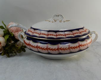 Vintage Booths Silicon China in Elite Border Pattern Tureen Dish