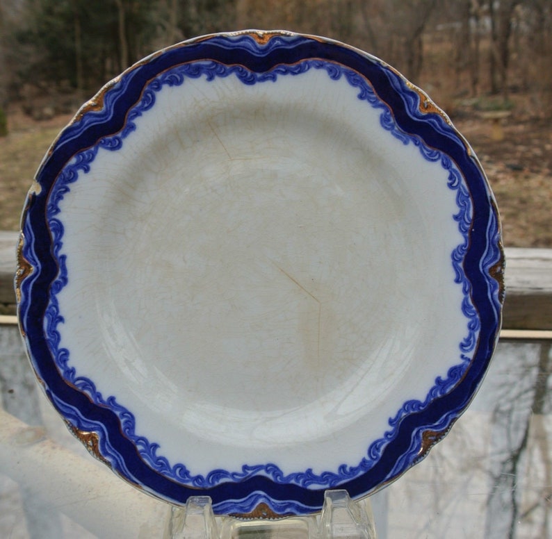 Set of Six Antique Flow Blue J/&G MEAKIN HANLEY 8-18 Plate with Chips Blue White Plate Gold Trim Plate Elegant Table Decor Dinnerware