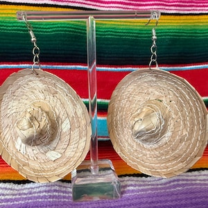 Unique earrings Mexican Sombrero style, vibrant and lightweight accessory for casual or festive occasions, gift for women