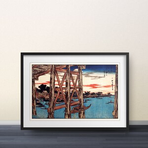 Twilight Moon at Ry-goku Bridge par Utagawa Hiroshige - Japanese Print Japanese Art Wall Art Poster Gift
