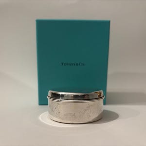1930s Tiffany & Co Sterling silver round pill or trinket box with Tiffany box