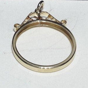Gold Half Sovereign Pendant mount for coin necklace
