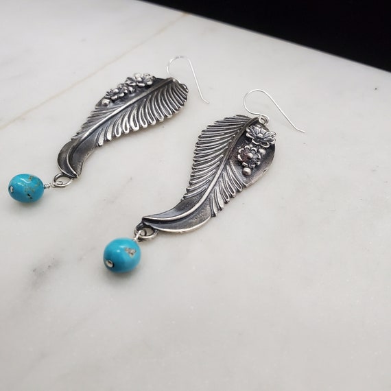 925 Sterling Navajo Handmade Feather Earrings wit… - image 1