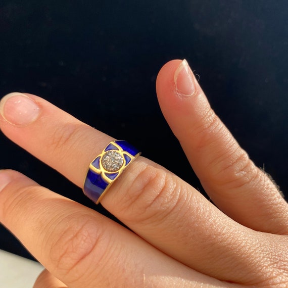 18k Blue enamel diamond ring