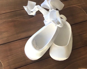 White Baptism Shoes Baby girl christening shoes Baby crib shoes and Booties Keepsake shoes baby shower gift white baby girl booties