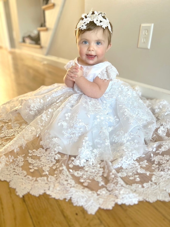 Buy Naming Ceremony Dress Lace Baby Girl Gown Long Baptism Gown Long Christening  Gown Baby Girl Christening Dress Toddler Christening Gown Online in India -  Etsy