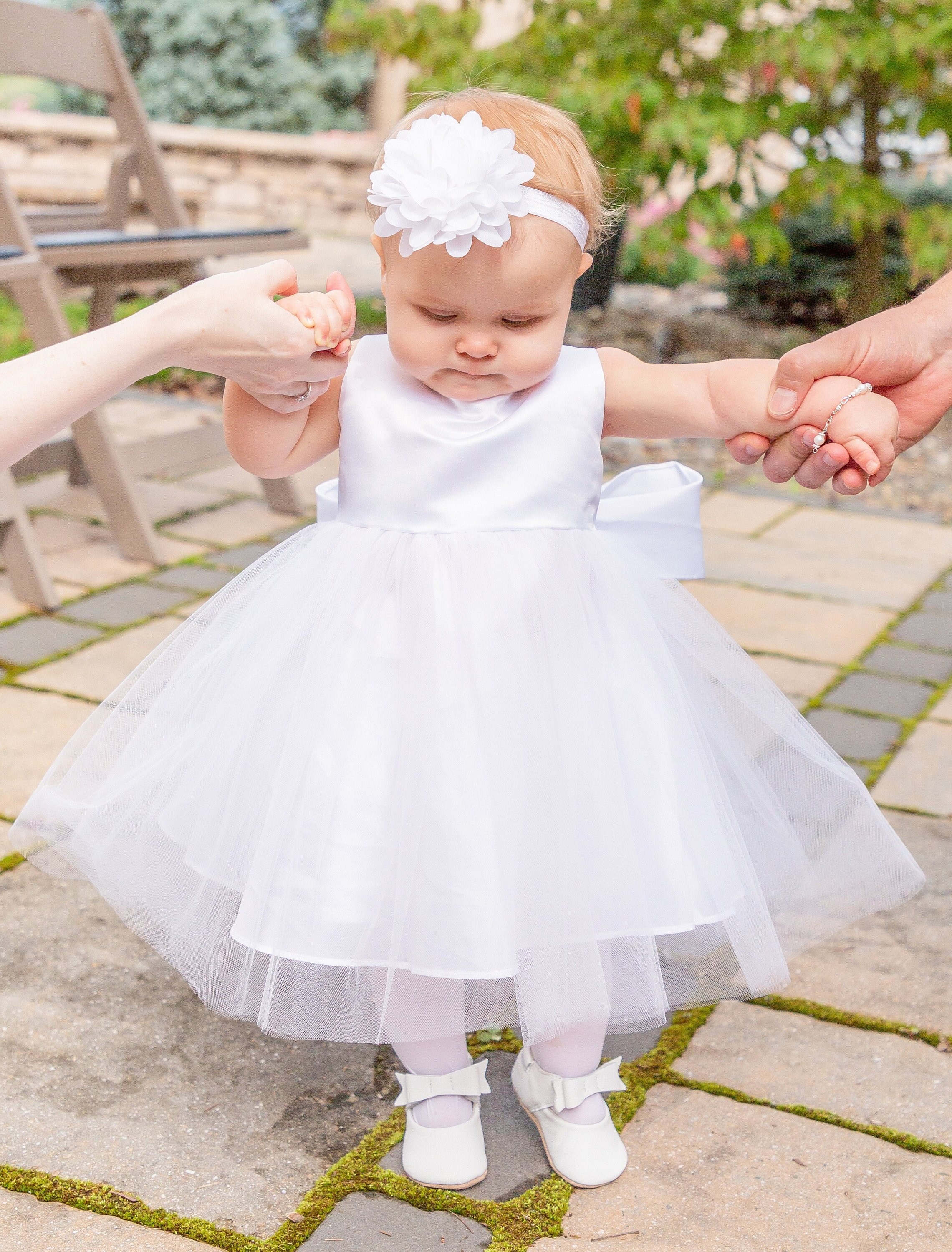 Little Girl's White Eyelet Ruffle Collar Dress – cuteheads