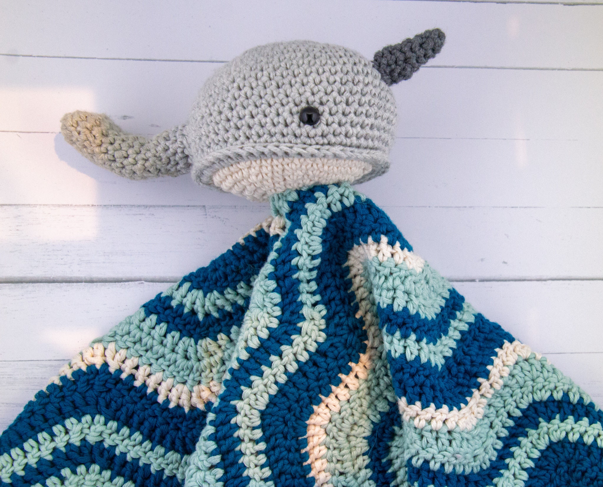 Narwhal Cute Pattern Print Hooded Blanket