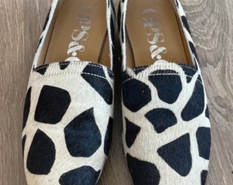 Ops and Ops loafers / loafers / UK 7 / vintage inspired loafers / leapord print / office wear