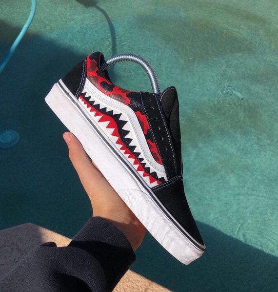 bape vans red