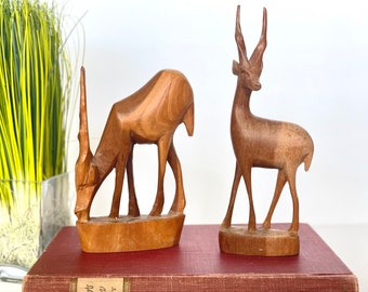 Retro Carved Teak Antelope Gazelle Impala figurine in great condition 