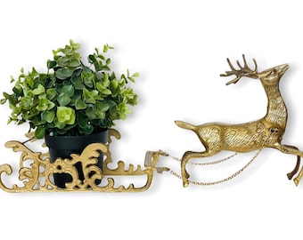 Vintage Brass Reindeer and Sleigh / Gold Santa sleigh Decor / Christmas Decor Collectible / Santa Sleigh Hollywood Regency Christmas