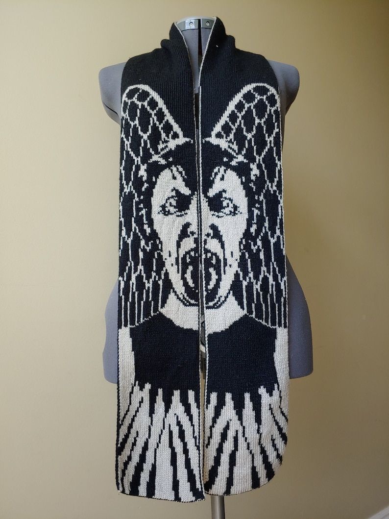 Doctor Who Weeping Angel Double Knit Scarf Pattern image 1