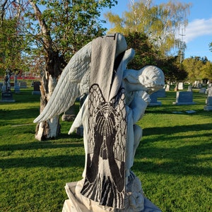 Doctor Who Weeping Angel Double Knit Scarf Pattern image 5