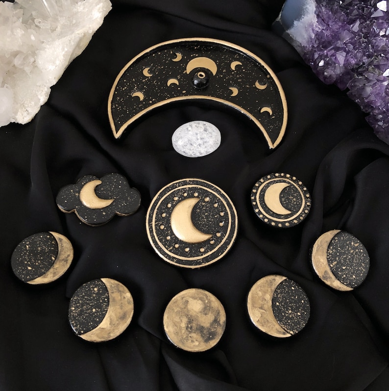 Aimants célestes et witchy, Aimant de Lune et Phases de la Lune, en argile FAIT MAIN, Déco sorcière, Cadeau Spirituel, Cadeau de Noël Yule image 1