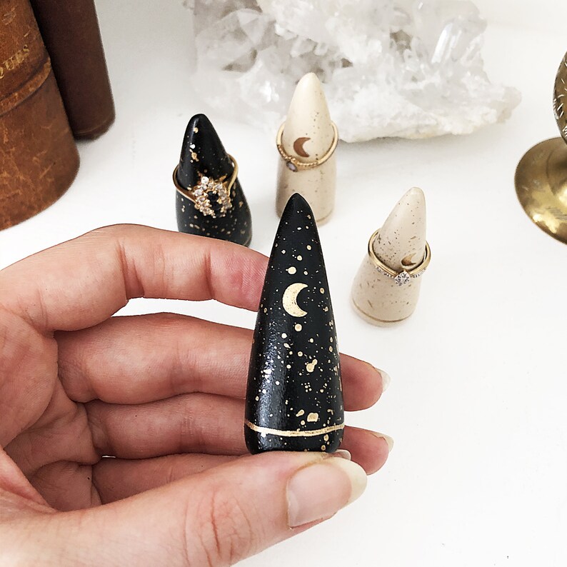Lot De 2 Broches En Céramique Créatives : 1 Dentelle Et 1 Lune Avec étoiles - Neuf Sans Emballage