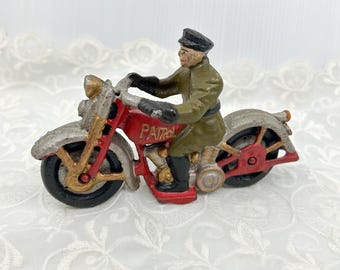 Réplica vintage em brinquedo do policial de patrulha de motocicleta da Hubley