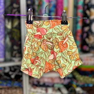 READY TO SHIP || 0-3mo Bummies || High Waisted || Mushrooms || Baby || Toddler || Shorts || Witchy || Cottagecore || Greenery || Nature