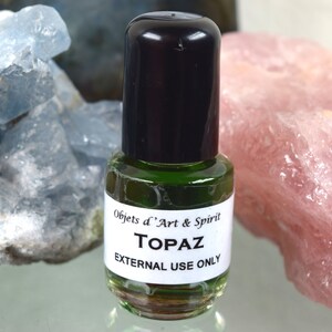 TOPAZ OIL Full/New Moon-Handblended-Herbal Oil-All Natural-Spell