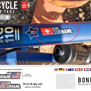 WWBCY2 Riflettente / Targhetta Nome Ciclista e Adesivo Bandiera Paese/Decalcomania / Set Fino a 16 qty / Resistente alle intemperie / Design Simmetrico