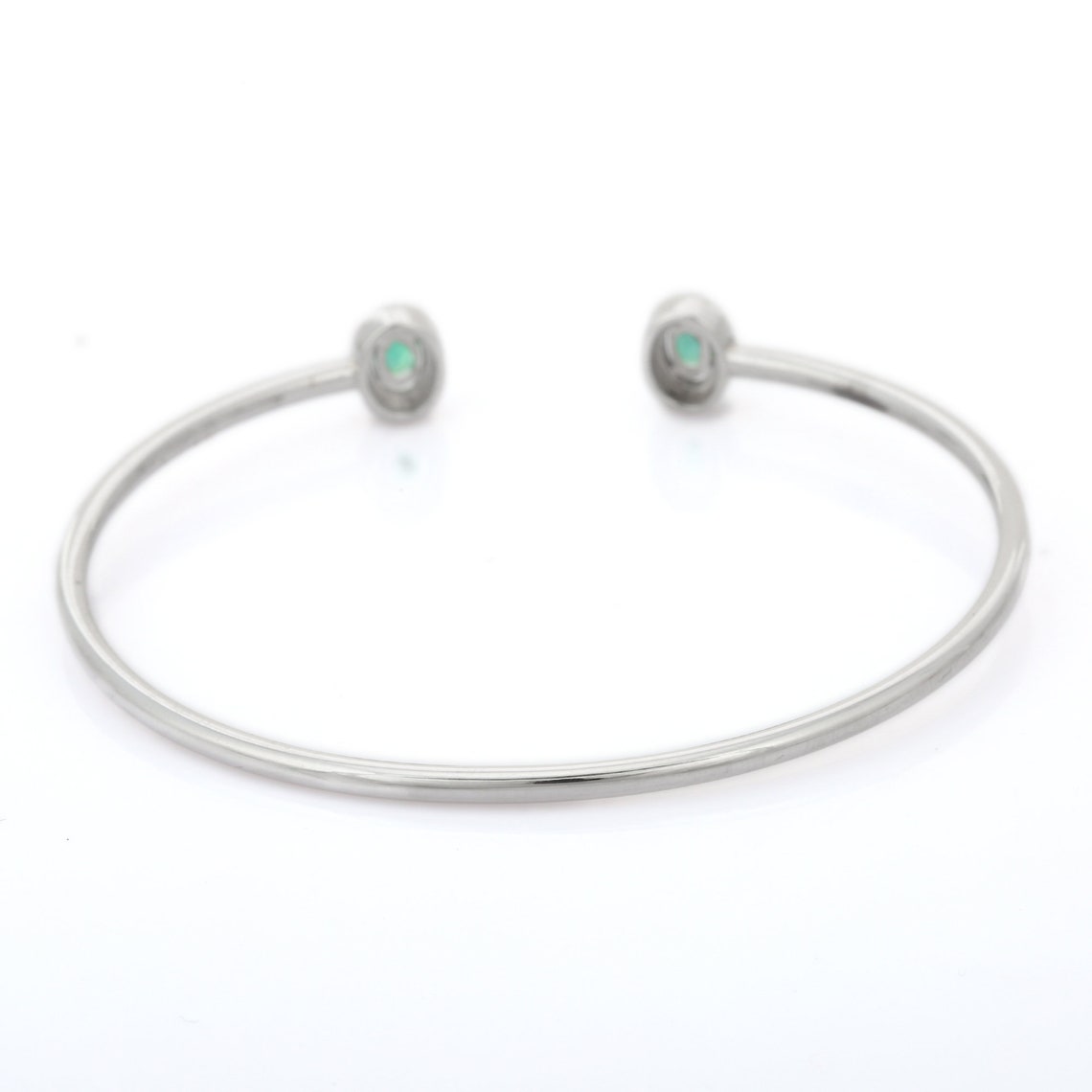 18K white gold emerald bracelet Gemstone bracelet Charm | Etsy