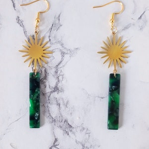 Dangle earrings golden sun and green rectangle acrylic acetate resin long, ethnic jewel statement bohemian, woman gift image 1