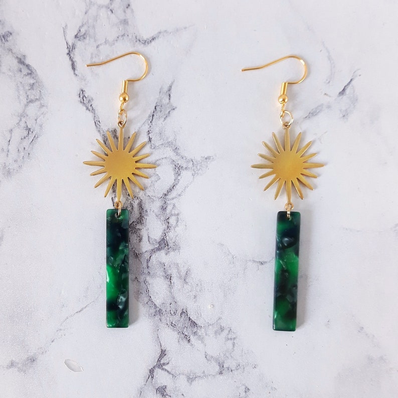 Dangle earrings golden sun and green rectangle acrylic acetate resin long, ethnic jewel statement bohemian, woman gift image 1