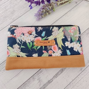 Pochette à fermeture éclair May Gibbs Native Berries, pochette, pochette, portefeuille, trousse de maquillage, pochette de voyage.  Australiana fait main