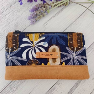 Australian Natives Zipper Clutch Purse, Pouch, Wallet, Makeup Pouch, Travel Pouch.  Handmade Australiana