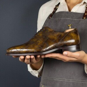 Men's Wholecut Goodyear welt Patina Shoes Cartography Limited Edition image 6