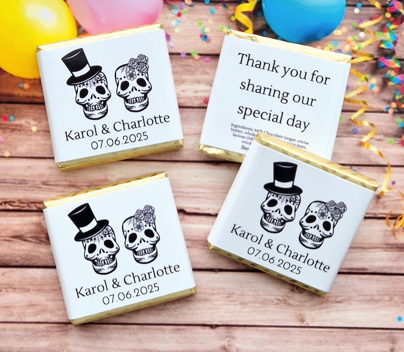 Personalised Chocolate: Black & White Skulls Goth Wedding Party Favours, Neapolitan Squares, Table Decorations afbeelding 2