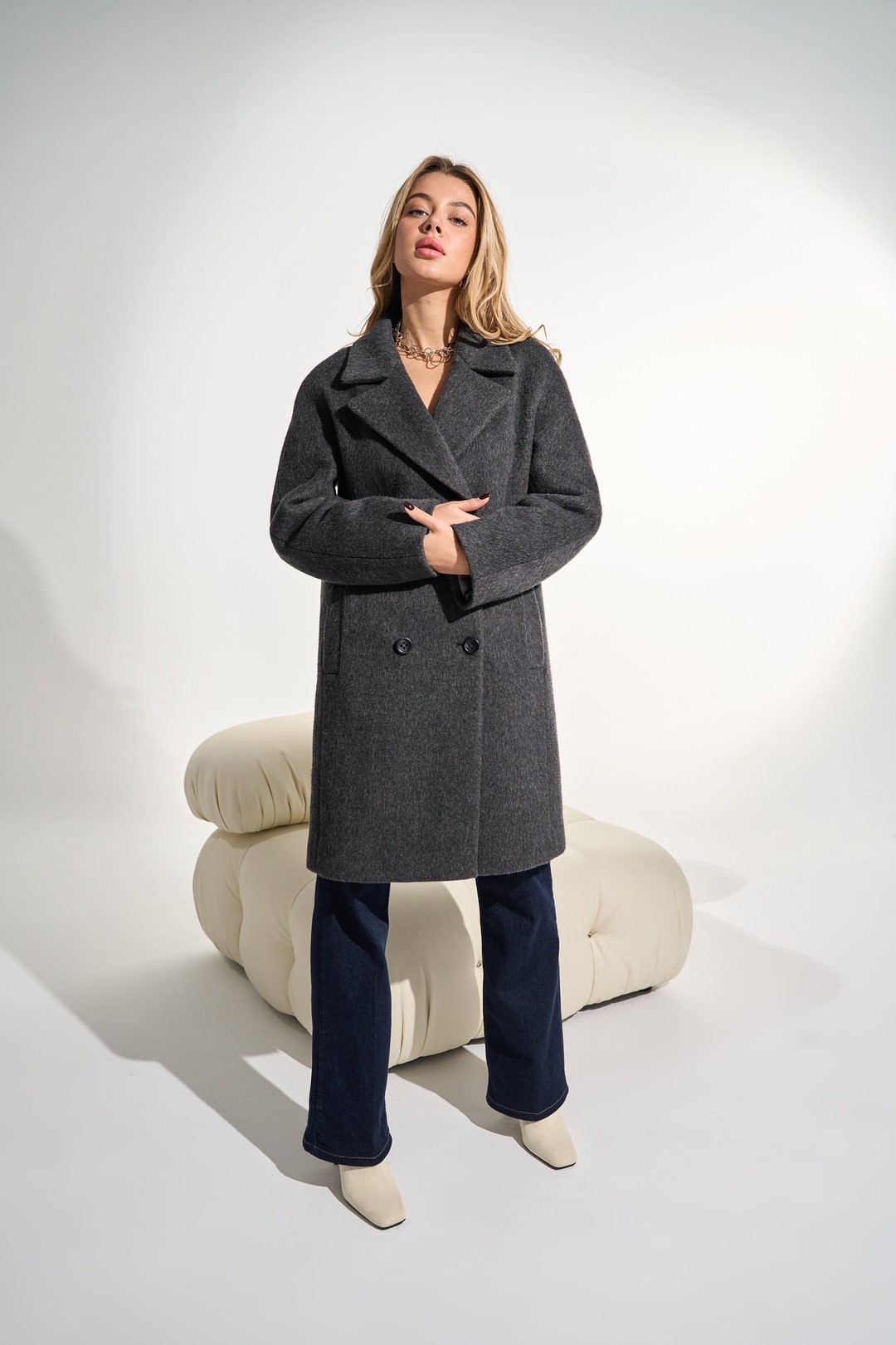 ダウンジャケット・コート Patou Elliptic Single Breasted Boucle Wool Coat - Charcoal Patou Elliptic Single Breasted Boucle Wool Coat - Charcoal