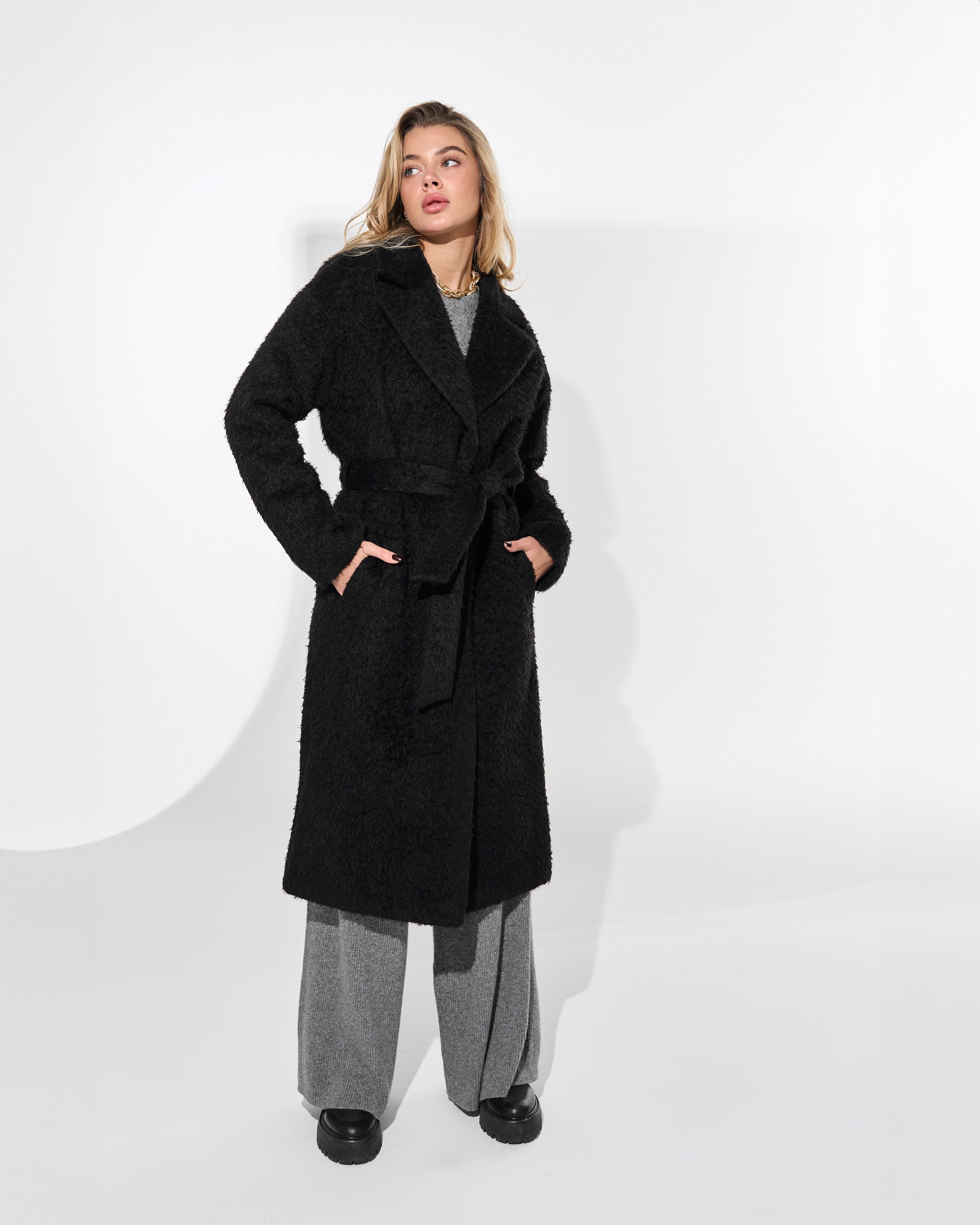 liter carol alpaca wool coat　LITER Bouclé Alpaca Robe Cobalt Blue Coat | SENTALER