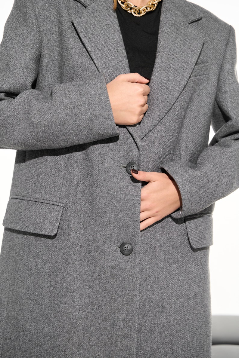 Light gray wool coat, Single-breasted power shoulder overcoat, Long oversized fall autumn coat, Boyfriend warm winter coat /Alexa image 3