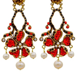 NATURAL CORAL EARRINGS, Vintage jewelry, Flower earrings, red coral earrings, Unusual earrings, Statement earrings
