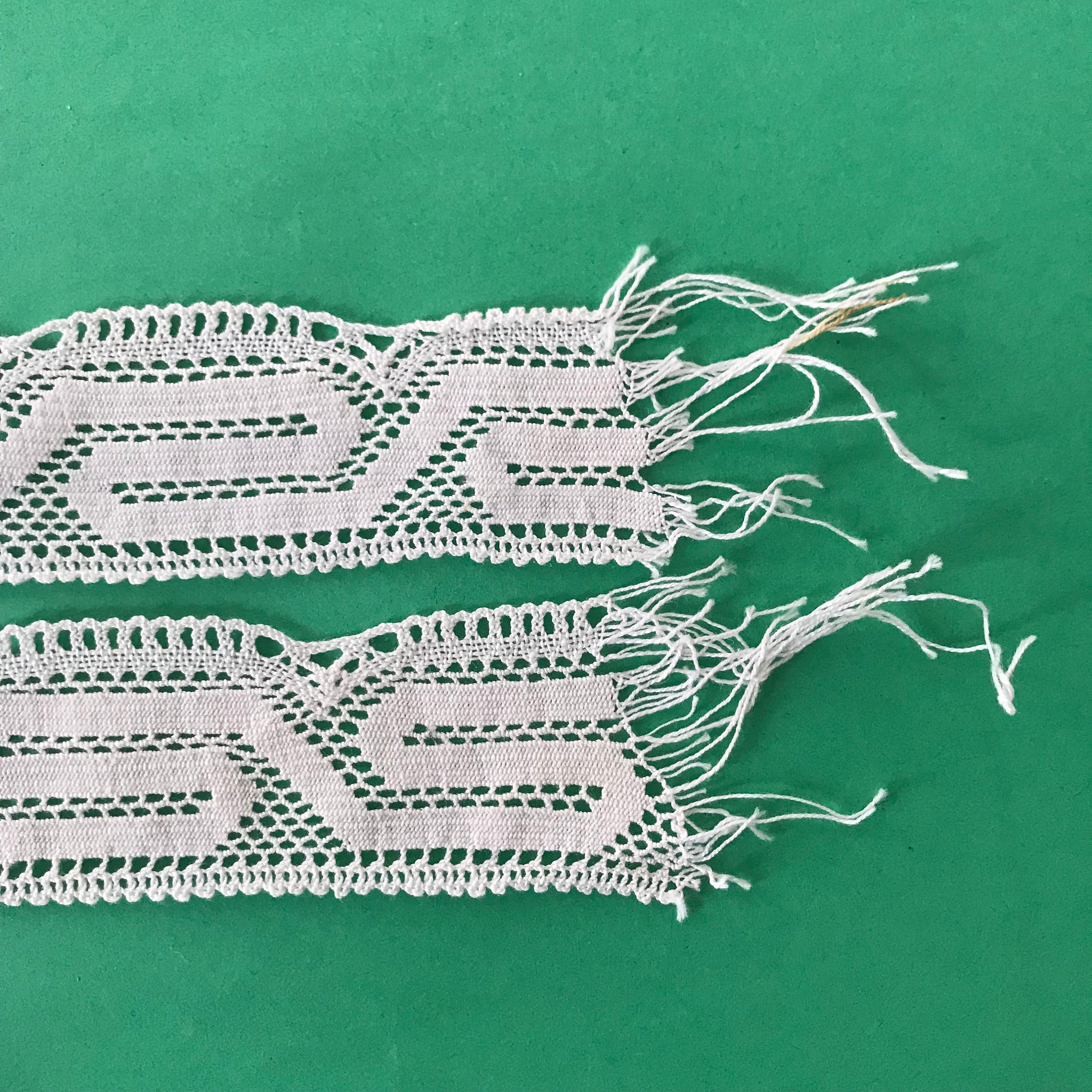 Echte Klöppelspitze 1,8 Meter Mäandermuster VINTAGE 1940er Jahre