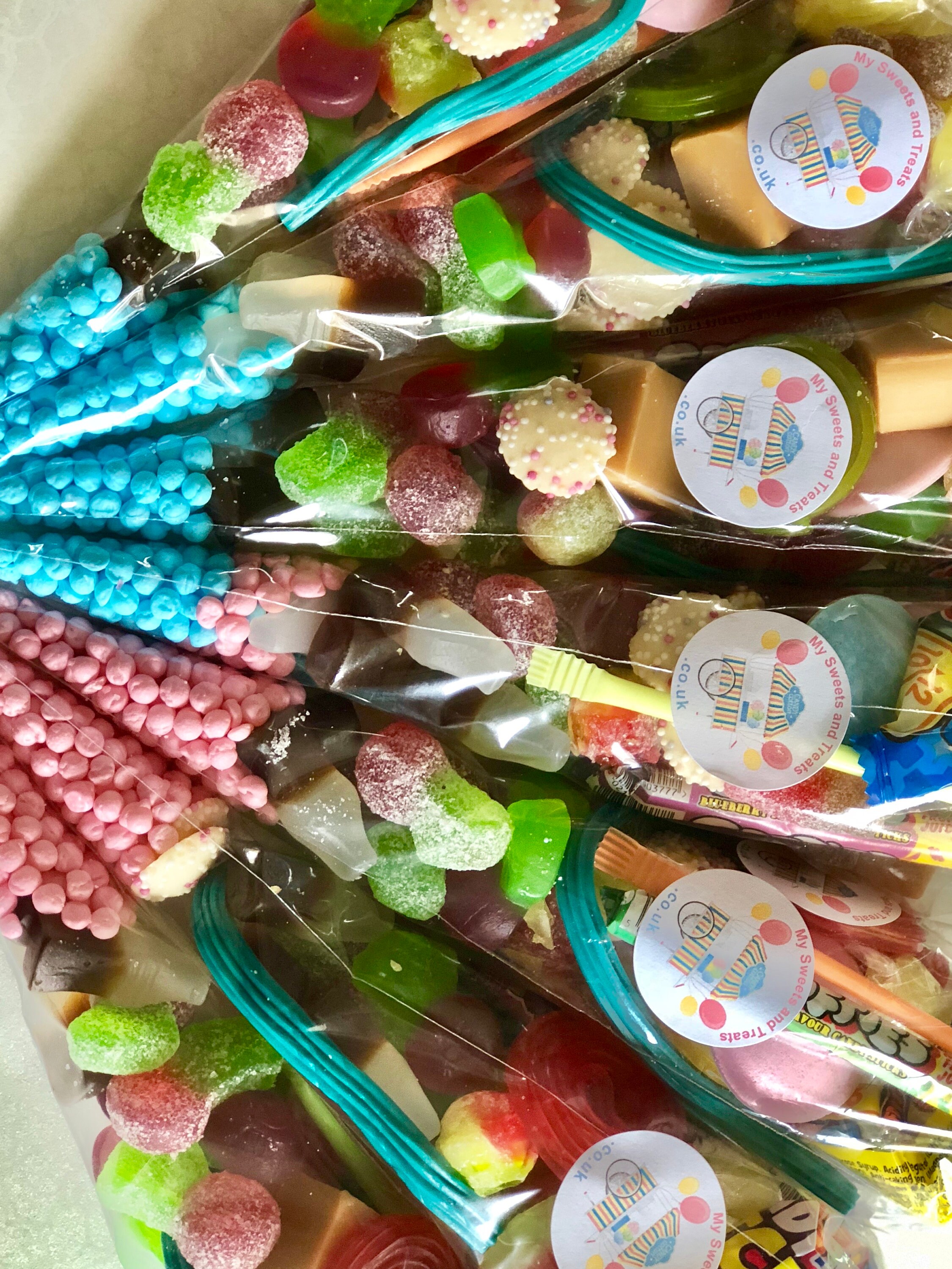 Baby Shower Candy Uk : Buy Lollipop Candy Lollies Birthday Party Baby Shower Bag Filler Lolly ...